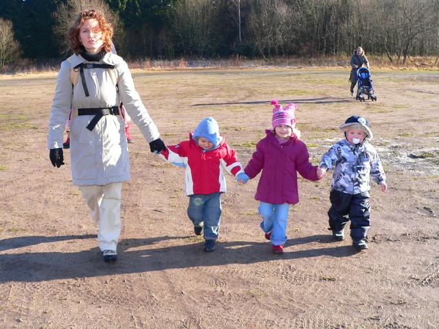 Spaziergang mit den Kindern